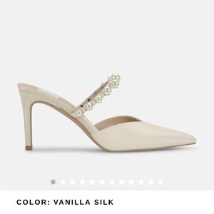 Dolce vita light pearl heels